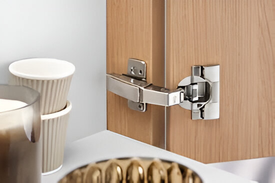 [10060160103] BLUM HINGE BLIND CORNER INSET (3D)