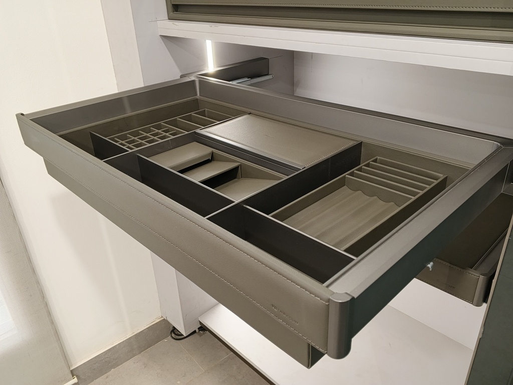 LEATHER JEWELLERY TRAY BASKET OLIVE 4182