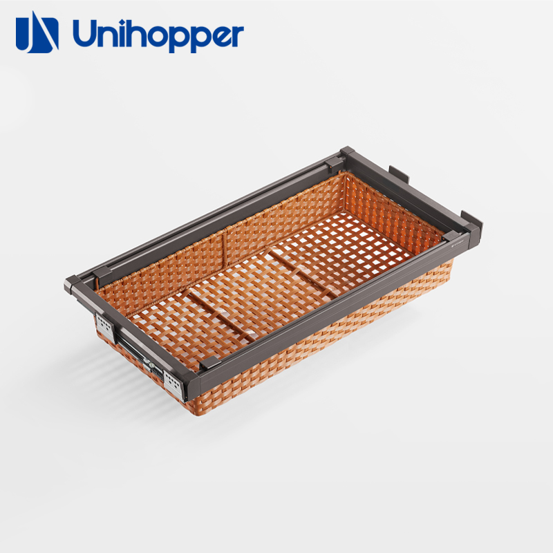 [8010558401] UNIHOPPER RATAN BASKET 4119 (600mm)